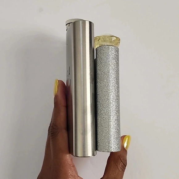 Flasks 2x Stainless Steel Flasks Never Used "like a boss 8oz & queen" Screw Tops - Picture 7 of 16